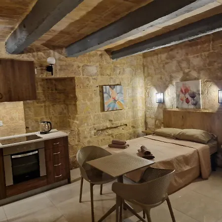 Renovated 16th Century House In Valletta