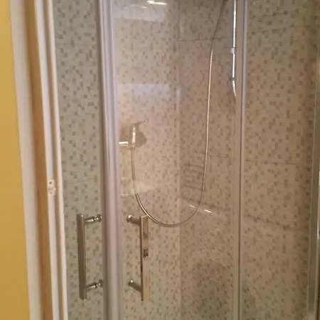 Renovated 16th Century House In *