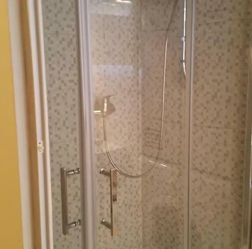 Renovated 16th Century House In *